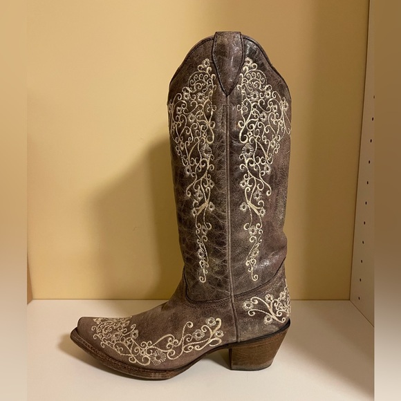 Corral Vintage Leather Boots - Picture 1 of 10